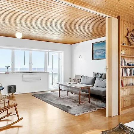 6815-allinge-ndr-strandvej-2-b-1-th *